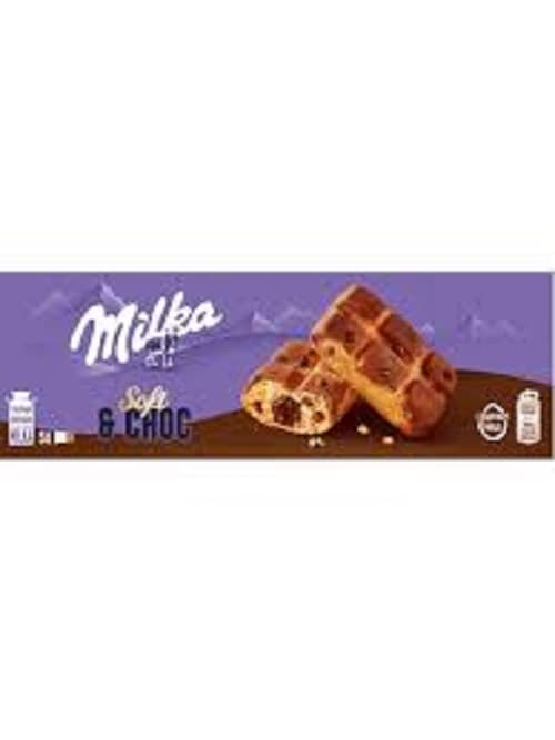 Пирожное бисквитное с шоколадной начинкой и кусочками молочного шоколада Milka, 175 г